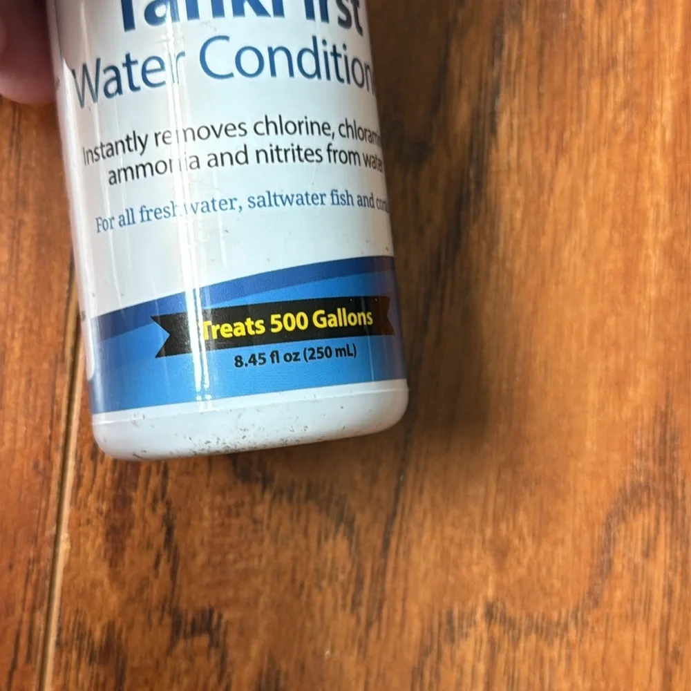 NWT TankFirst Complete Aquarium Water Conditioner - Fish Water 8.45 fl oz
